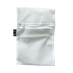 Susan Lanci White Mesh Zipper Pouch Large 12x8 New